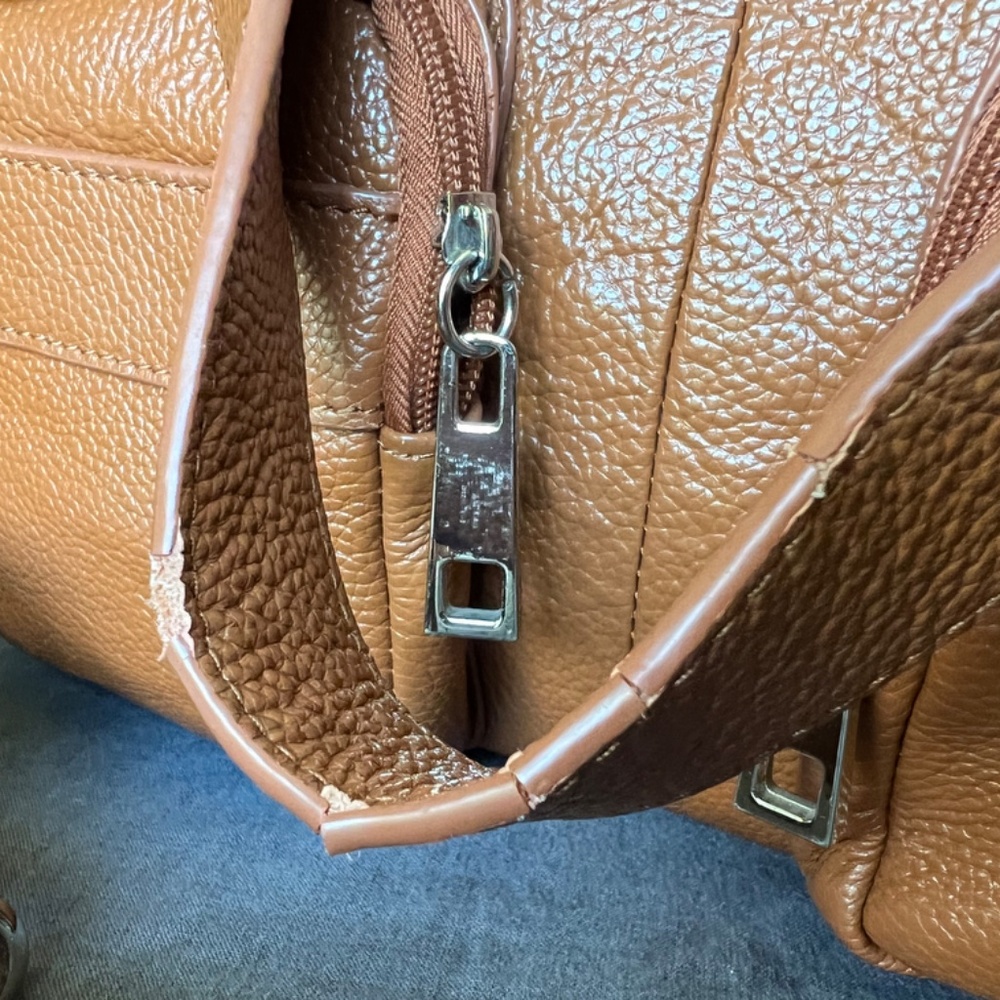 SHUTTERbag Heirloom Bag Large Brown Backpack, Shoulder Bag, DSLR Camera Bag - Picture 3 of 14